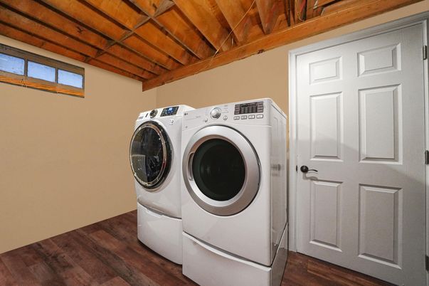 Interior, Utility Closets, Washer, Wooden Beams, Wooden Ceilings, Wood Texture Flooring