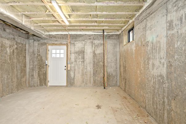 Empty room, Interior, Wooden Beams