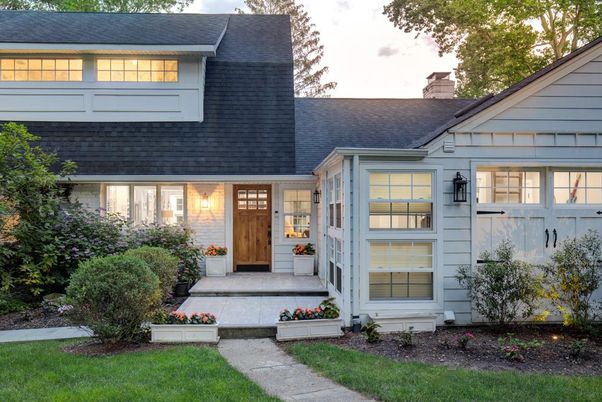 Exterior, Facade, Cape Cod