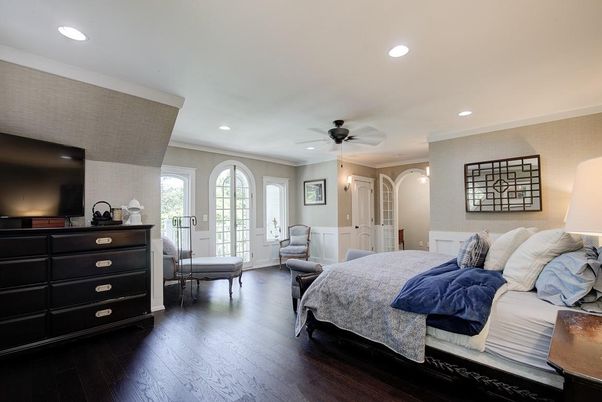 Bedroom, Interior, Recessed Lighting, Wood Texture Flooring