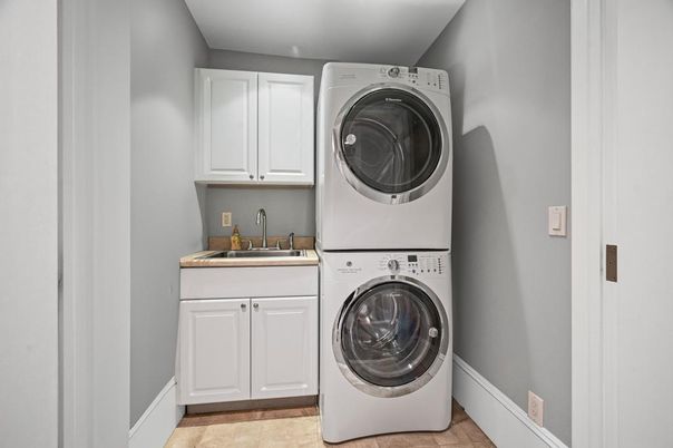 Interior, Utility Closets, Washer
