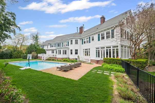Backyard, Exterior, Pool