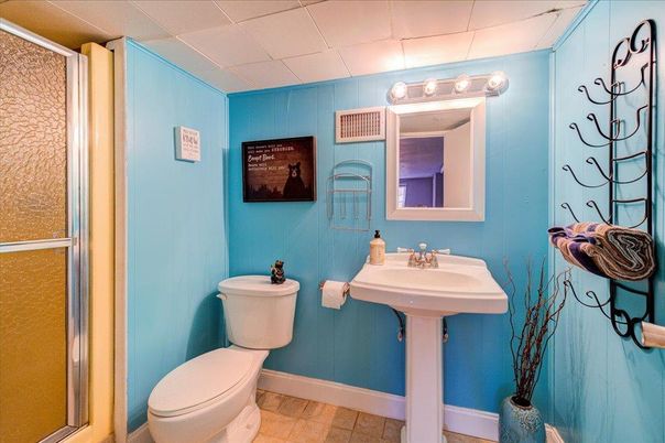 Bathroom, Interior