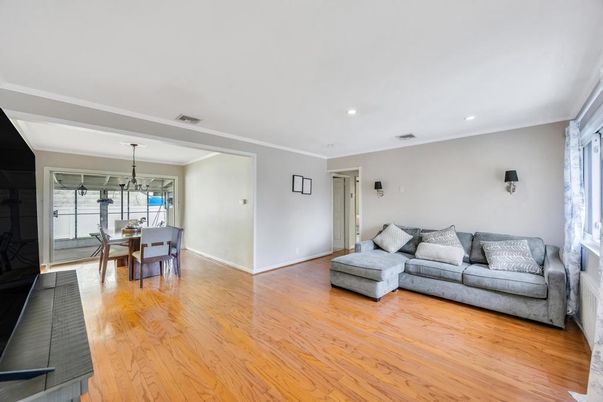 Dining room, Interior, Living room, Pendant Lights, Recessed Lighting, Wood Texture Flooring
