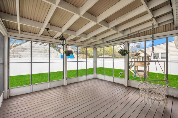 Interior, Sun Room, Wood Texture Flooring
