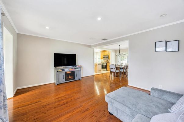 Dining room, Interior, Kitchen, Living room, Pendant Lights, Recessed Lighting, Wood Texture Flooring