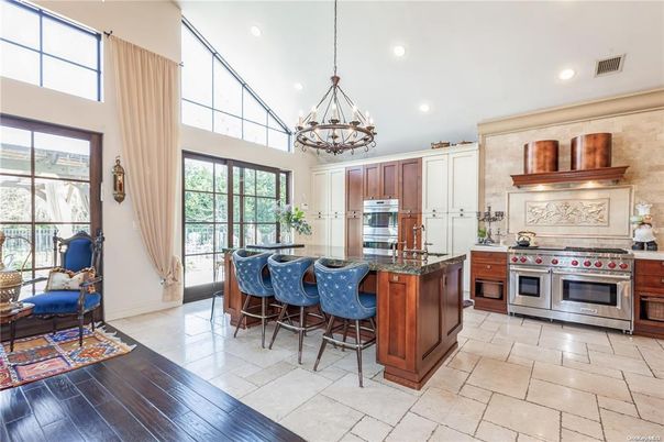 Chandelier, Interior, Kitchen, Recessed Lighting, Stainless Steel Appliances