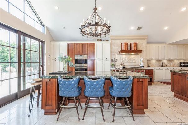 Chandelier, Interior, Kitchen, Recessed Lighting, Stainless Steel Appliances