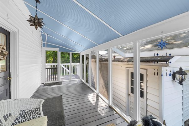 Interior, Sun Room, Wood Texture Flooring
