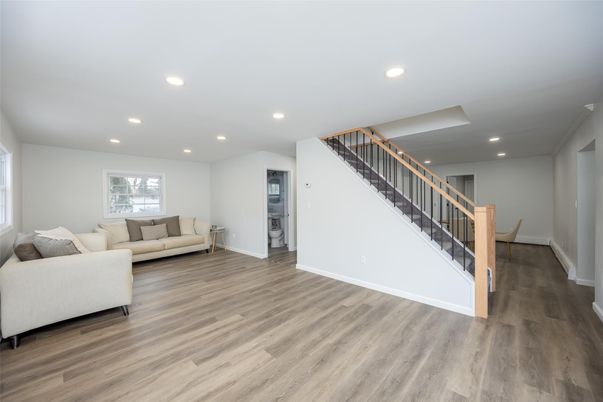 Interior, Living room, Recessed Lighting, Wood Texture Flooring