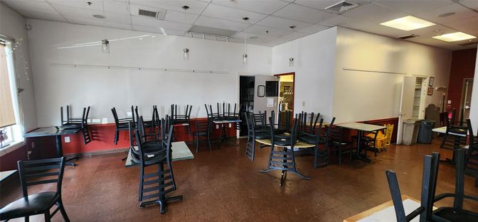 Dining room, Interior, Recessed Lighting