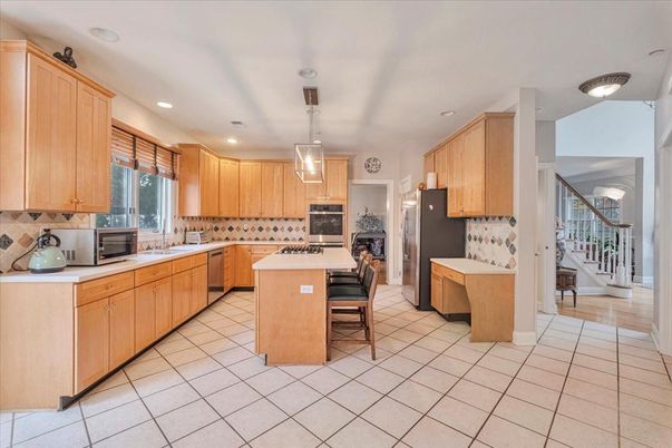 Dining room, Interior, Kitchen, Pendant Lights, Recessed Lighting
