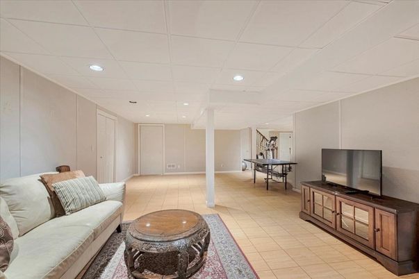 Game Room, Interior, Living room, Recessed Lighting
