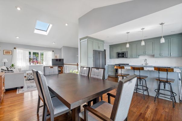 Dining room, Interior, Kitchen, Living room, Pendant Lights, Recessed Lighting, Stainless Steel Appliances, Wood Texture Flooring