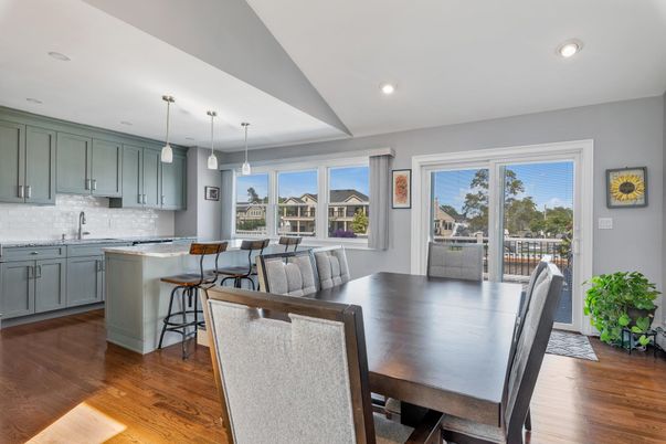 Dining room, Interior, Kitchen, Pendant Lights, Recessed Lighting, Wood Texture Flooring