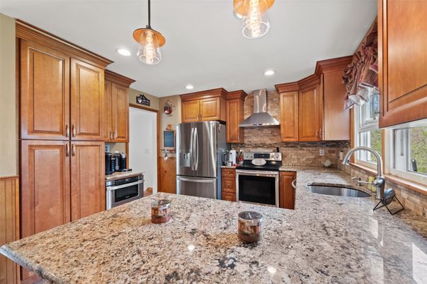 Interior, Kitchen, Pendant Lights, Recessed Lighting, Stainless Steel Appliances