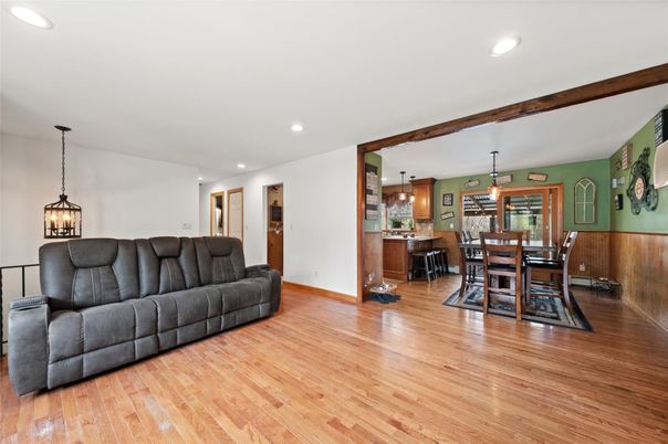 Dining room, Interior, Living room, Pendant Lights, Recessed Lighting, Wood Texture Flooring