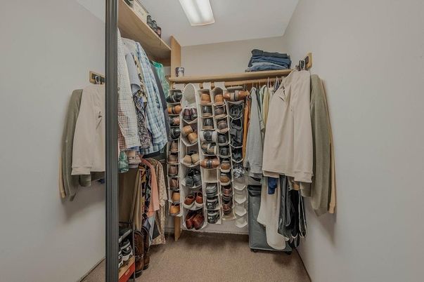 Interior, Walk-in Closets