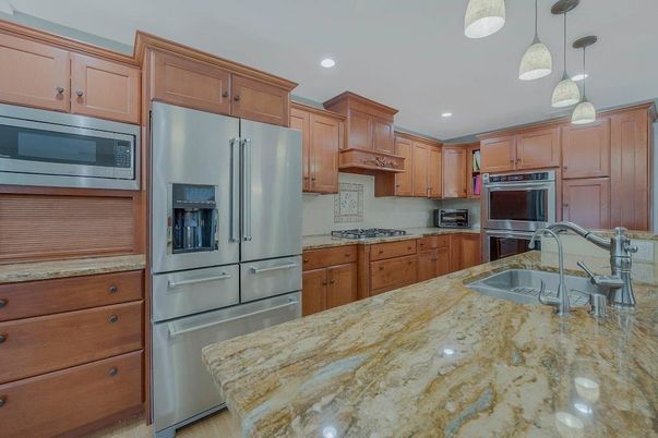 Interior, Kitchen, Pendant Lights, Recessed Lighting, Stainless Steel Appliances