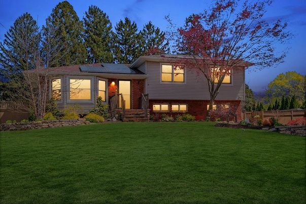Exterior, Facade, Brick Facade, Solar Panels, Split Level