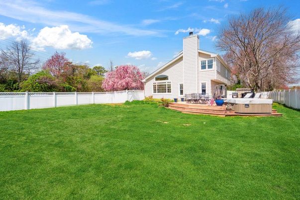 Backyard, Exterior, Hot Tub