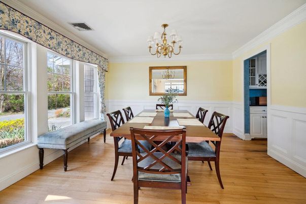 Chandelier, Dining room, Interior, Wood Texture Flooring