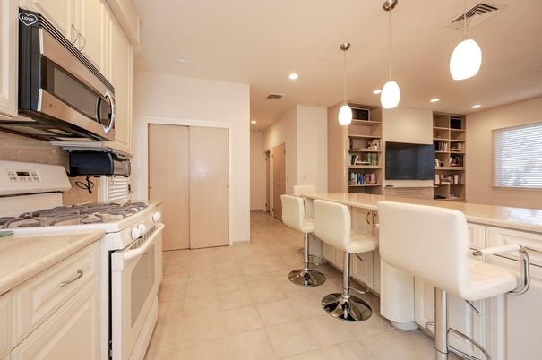 Interior, Kitchen, Pendant Lights, Recessed Lighting