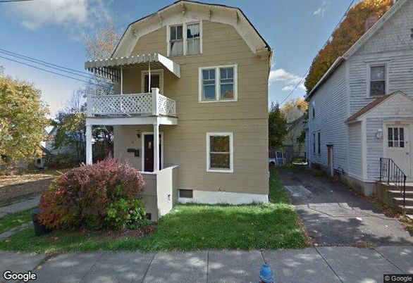 Exterior, Facade, Queen Anne Victorian
