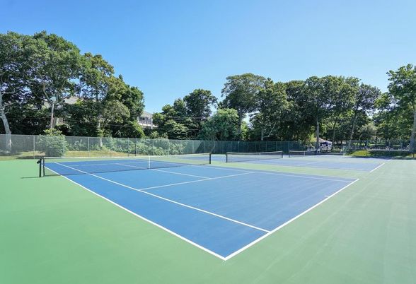 Exterior, Tennis Courts