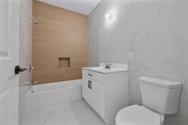 Bathroom, Interior, Marble, Marble Walls
