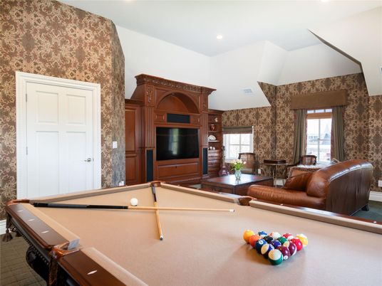 Billiard Table, Game Room, Interior, Recessed Lighting