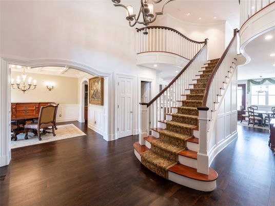 Chandelier, Dining room, Interior, Recessed Lighting, Wood Texture Flooring