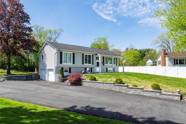 Attached, Exterior, Facade, Raised Ranch
