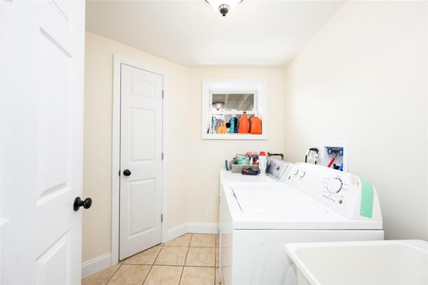 Interior, Washer