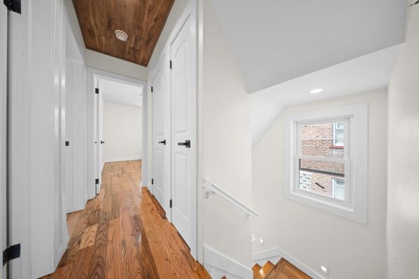 Interior, Recessed Lighting, Wooden Ceilings, Wood Texture Flooring