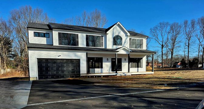 Attached, Exterior, Facade, Farmhouse