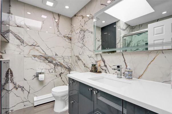Bathroom, Interior, Marble Walls, Recessed Lighting, Wood Texture Flooring