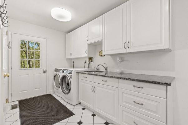 Interior, Washer
