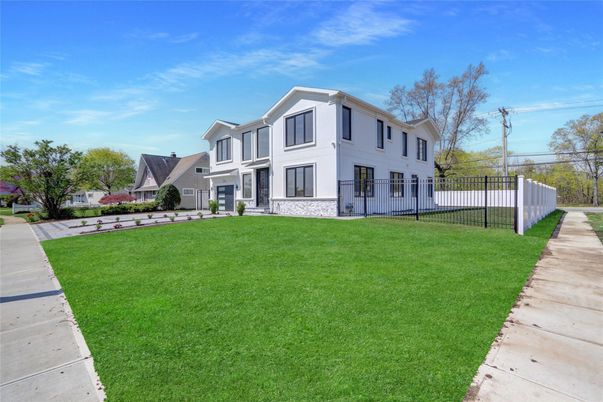 Backyard, Exterior, Facade, Farmhouse