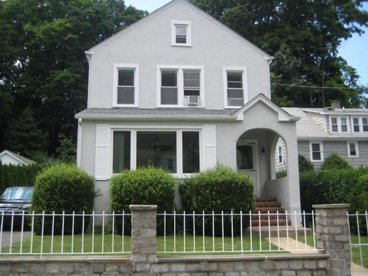 Exterior, Facade, Farmhouse