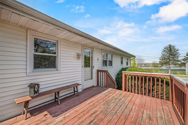 Exterior, Wood Texture Flooring