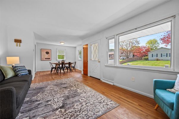 Dining room, Interior, Wood Texture Flooring