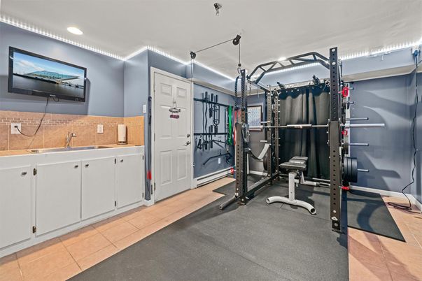 Fitness Equipment, Interior, Recessed Lighting