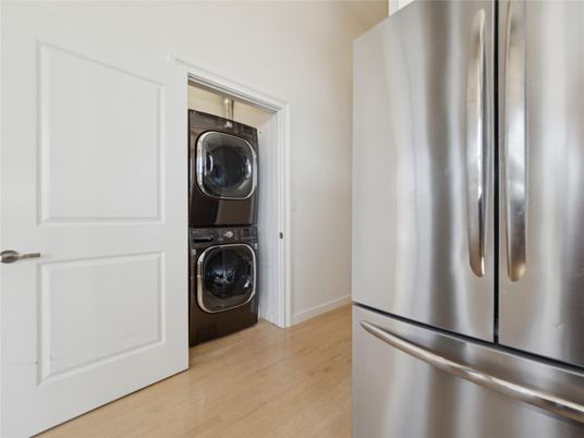 Interior, Utility Closets, Washer, Wood Texture Flooring