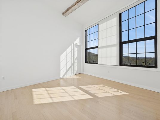 Empty room, Interior, Wooden Beams, Wood Texture Flooring
