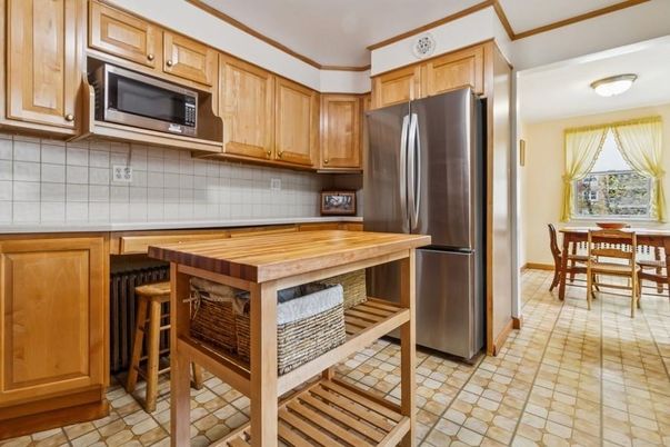 Dining room, Interior, Kitchen, Stainless Steel Appliances