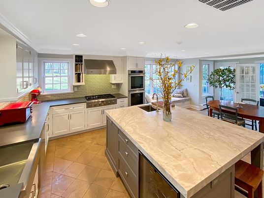 Dining room, Interior, Kitchen, Recessed Lighting, Stainless Steel Appliances