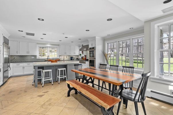 Dining room, Interior, Kitchen, Recessed Lighting, Stainless Steel Appliances