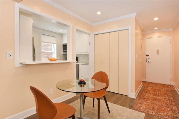 Dining room, Interior, Kitchen, Recessed Lighting, Wood Texture Flooring