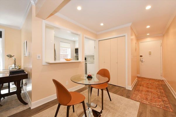 Dining room, Interior, Piano, Recessed Lighting, Wood Texture Flooring